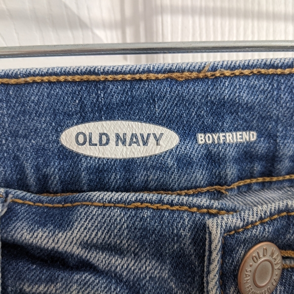Old Navy "Boyfriend" jeans - Picture 5 of 5